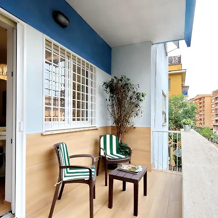 Cozy Domar - My Extra Rzym