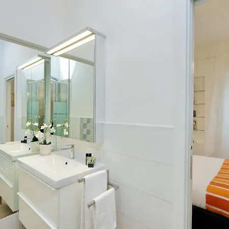 Cozy Domar - My Extra Rome